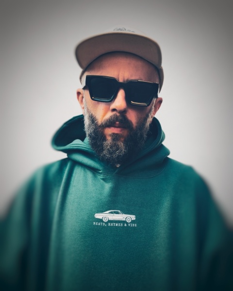 ZESTAW 2 MO KESZ CD/HOODIE/5 PANELS/T-SHIRT/KOMPILACJA GRATIS (PREORDER)